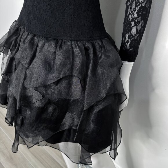 Tadashi Shoji Vintage Drop Waist Scoop Neck Lace Detail Mini Dress Womens Size S - Picture 8 of 15